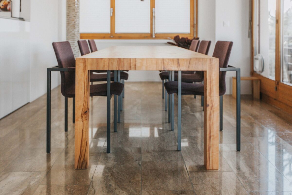 Tisch Bondio in Mehlbeere